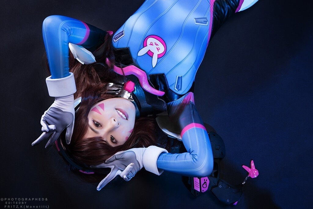 Косплей на диву 
 
#Overwatch #Овервотч #Дива #meka #Blizzard #waifu #dva #d_va #cosplay #косплей